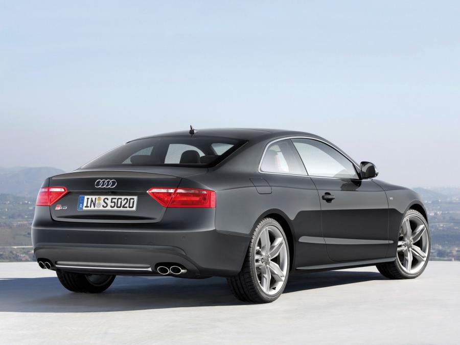  Audi S5 Coupe 2007 года  (фото 4 из 20)